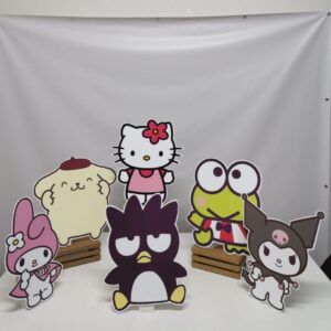 Hello Kitty ve Arkadaşları Parti Maket Seti – Ayaklı